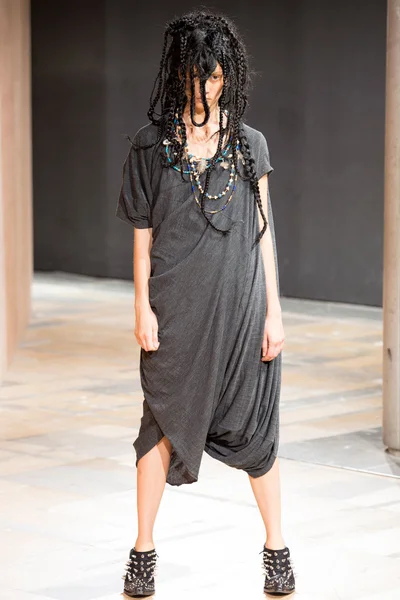 Look 38